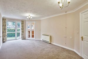 Lounge- click for photo gallery